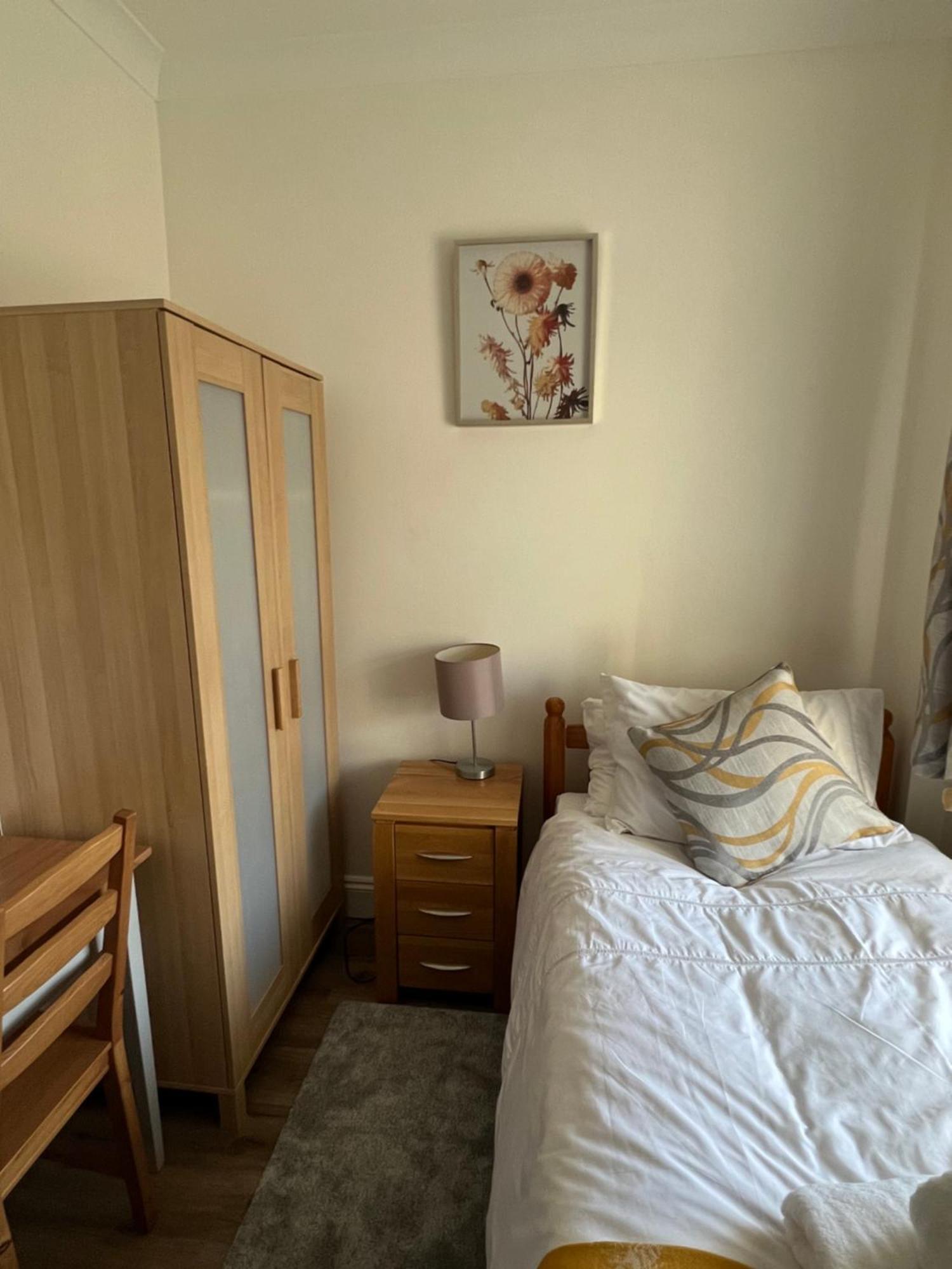 Comfortable Single Room Wembley Park/Stadium London Eksteriør billede